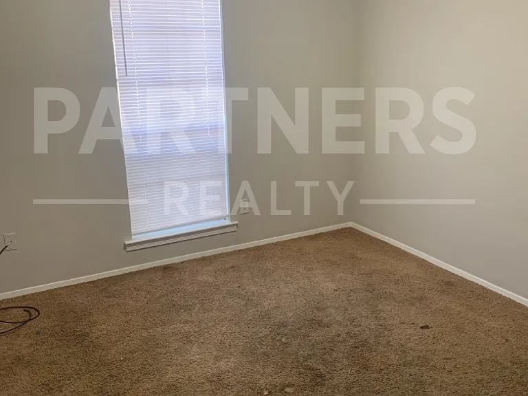 5546 Gantry Dr — Photo 7