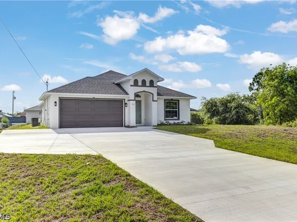 773 Bell Blvd S, Lehigh Acres, FL 33974