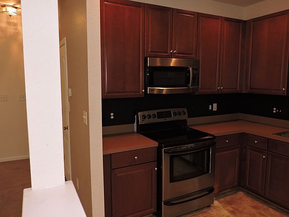 4th image of 1113 Teton Cir