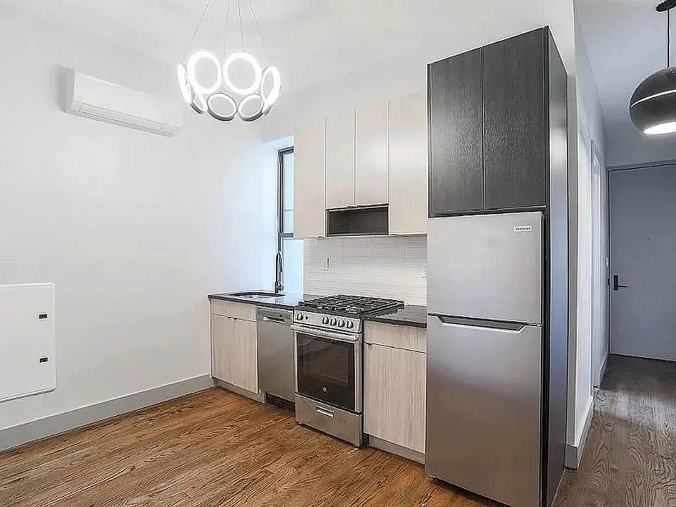 1st image of 640 Lafayette Ave #3R
