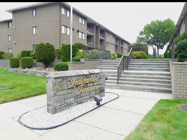 466 Liberty St APT 305
