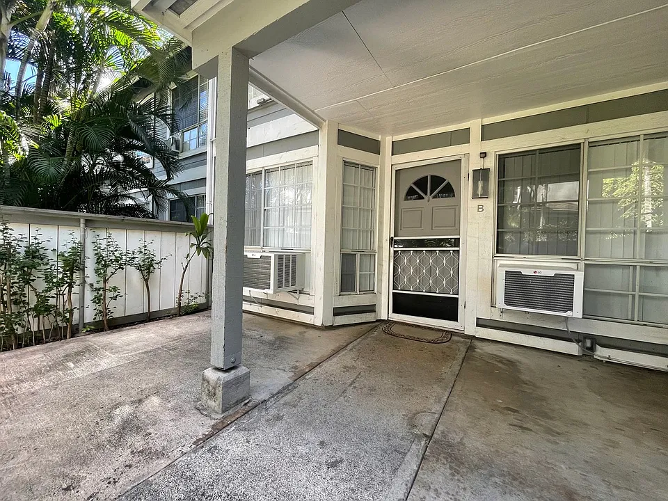 545B Mananai Pl #28