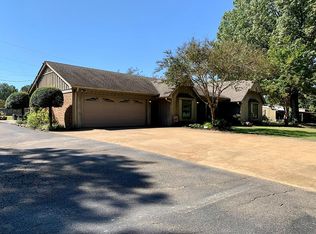 2895 Pine Tree Rd, Hernando, MS 38632