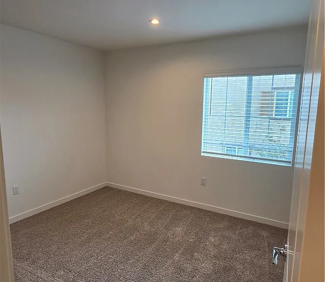 6333 Sierra Vista Ln — Photo 29