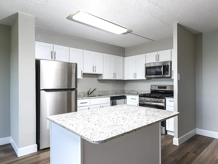 Kitchen With Island