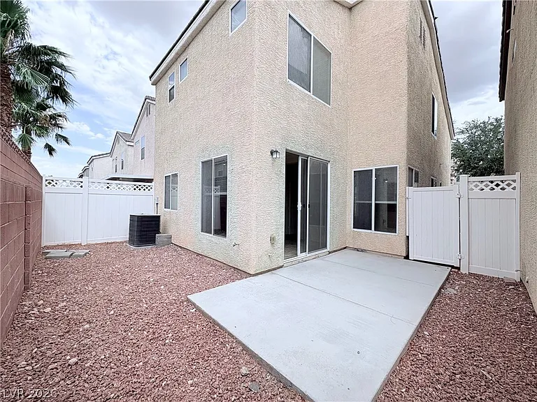 8141 Golden Flowers St — Photo 19