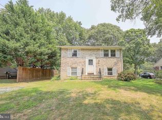 7917 W Riverside Dr, Pasadena, MD 21122