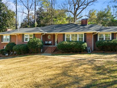 909 Lakeshore Ave, Opelika, AL, 36801