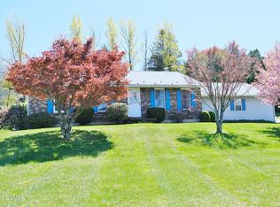 2367 Pleasant View Rd, New Columbia, PA 17856