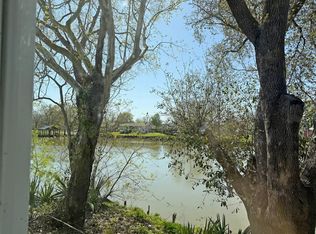 585 River Oaks Dr, Trinity, TX 75862