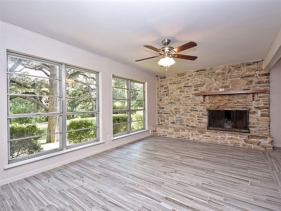 5th image of 7001 Shoal Creek Blvd