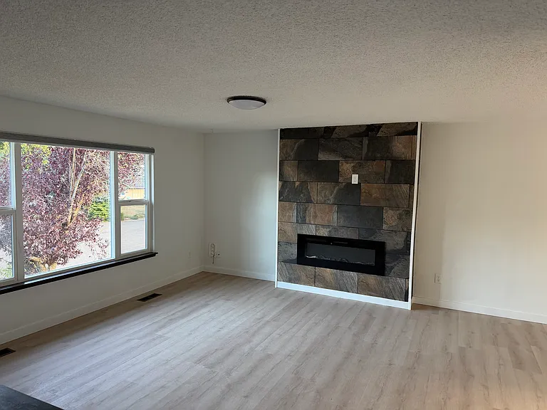 14527 47th Pl W — Photo 2