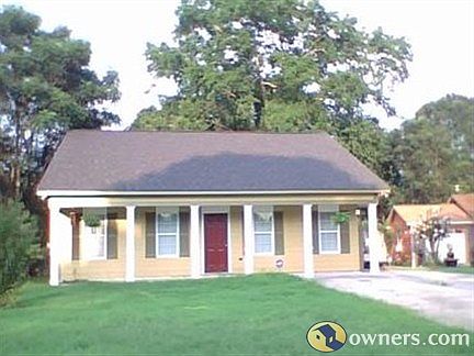 2nd image of 2702 Newcastle Ln
