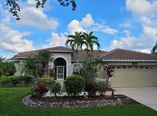 7838 Naples Heritage Dr, Naples, FL 34112
