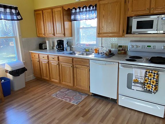 Large fully equipped kitchen