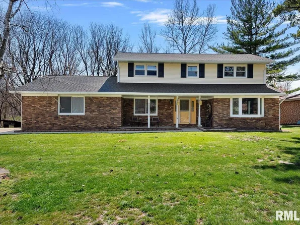 38 Frontier Lake Dr, Springfield, IL 62707