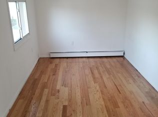 145-49 224th St, Jamaica, NY 11413