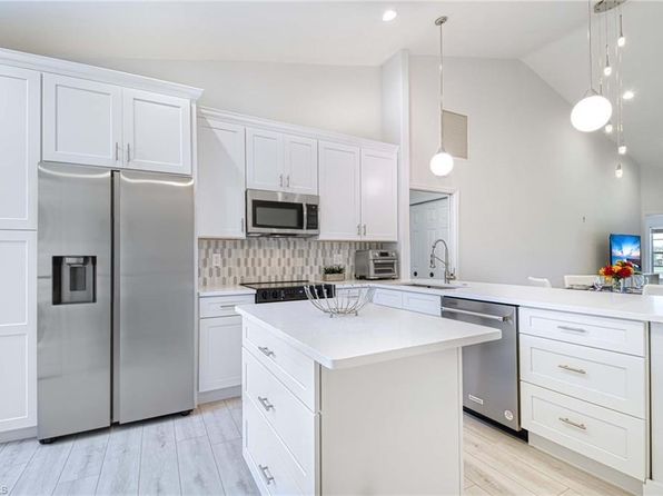 13030 Amberley Ct APT 411