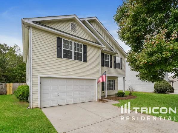 5576 Fairway Forest Dr, Winston Salem, NC 27105