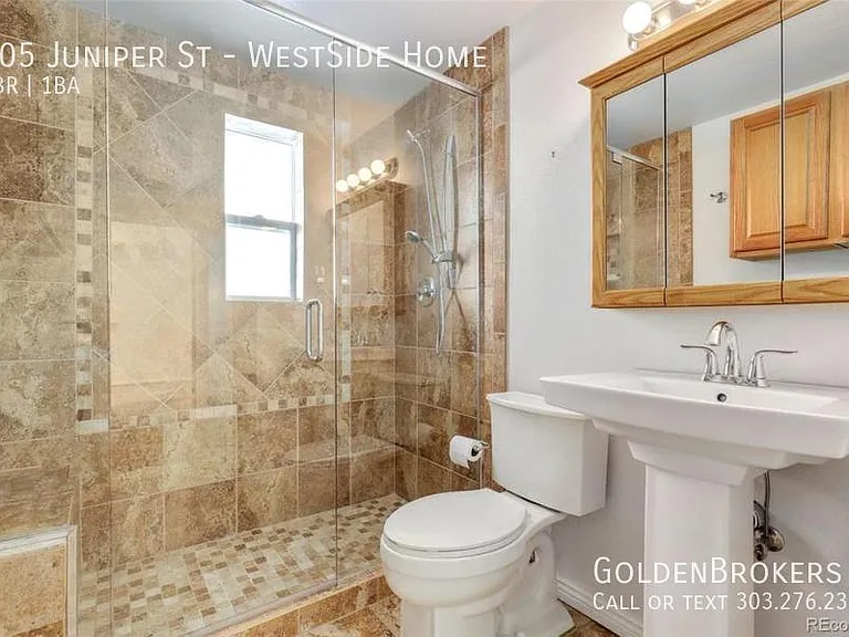 705 Juniper St #WESTSIDE HOME — Photo 2