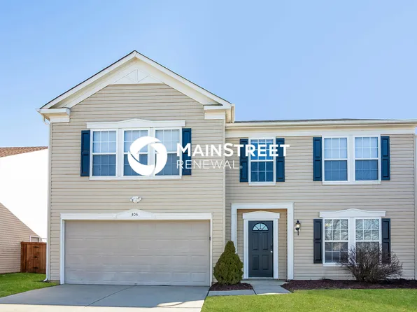 304 Zander Woods Ct, Mount Holly, NC 28120