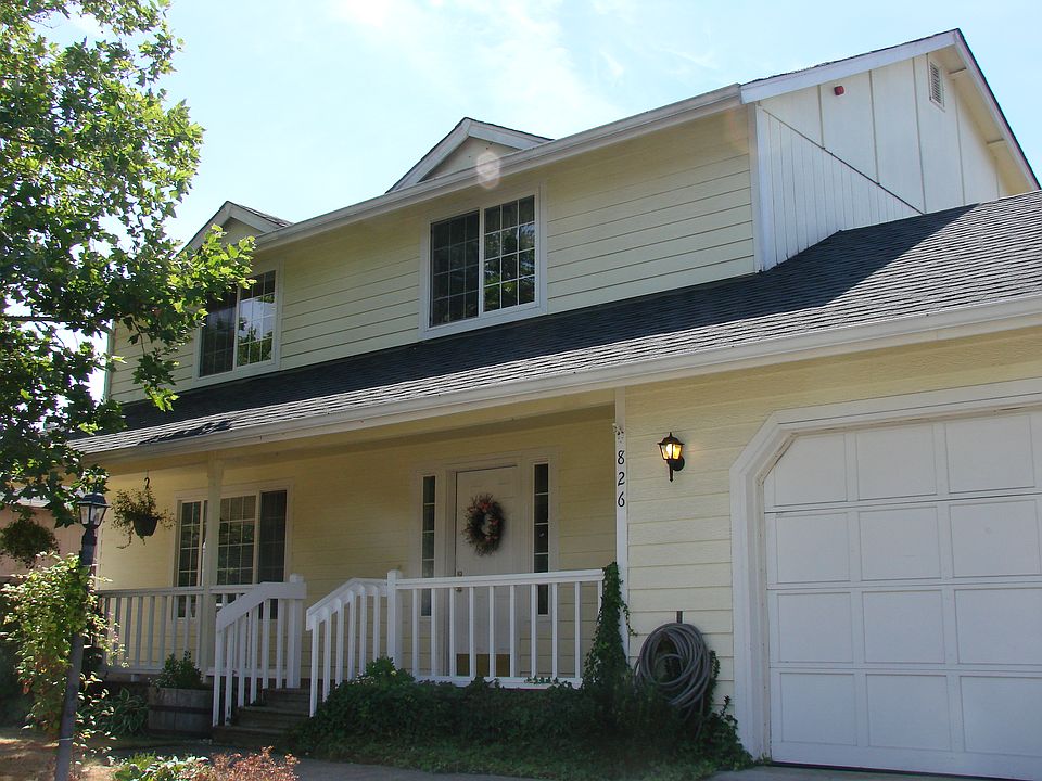 1st image of 826 130th St E