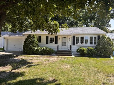 109 S Dubuque St, Anamosa, IA, 52205