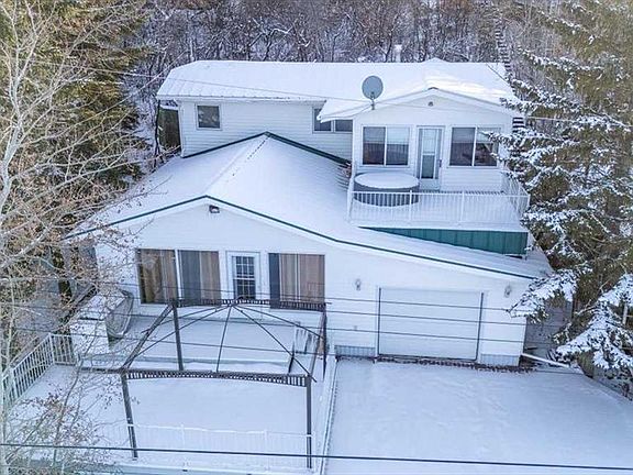 3rd image of 34 N Beach St E