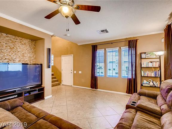 5th image of 9018 Salvatore St