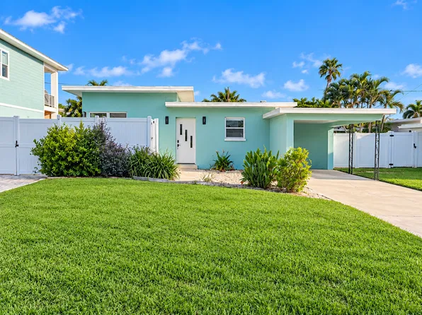 641 Boca Ciega Isle Dr, Saint Pete Beach, FL 33706