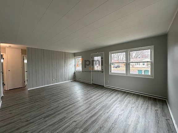5th image of 3340 Kenwood St