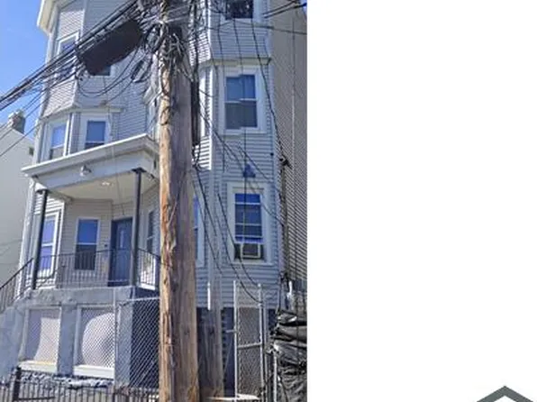 7 Jones Pl, Yonkers, NY 10703
