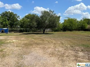 2008 E North St, Victoria, TX 77901