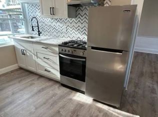 2 Pickman St #3, Salem, MA 01970