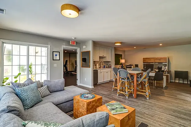 1801 Haddon Hall Dr — Photo 24