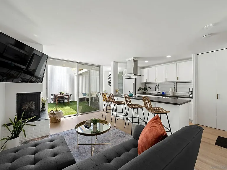 1771 Torrance St #1 — Photo 24