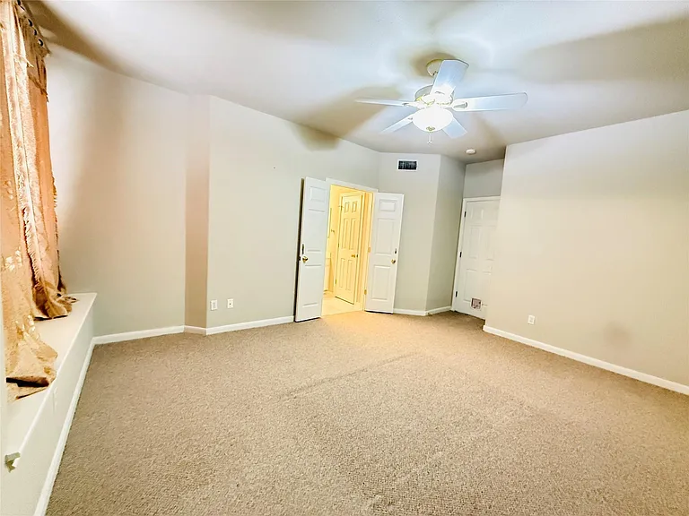 2100 Pipers Field Dr #55 — Photo 19