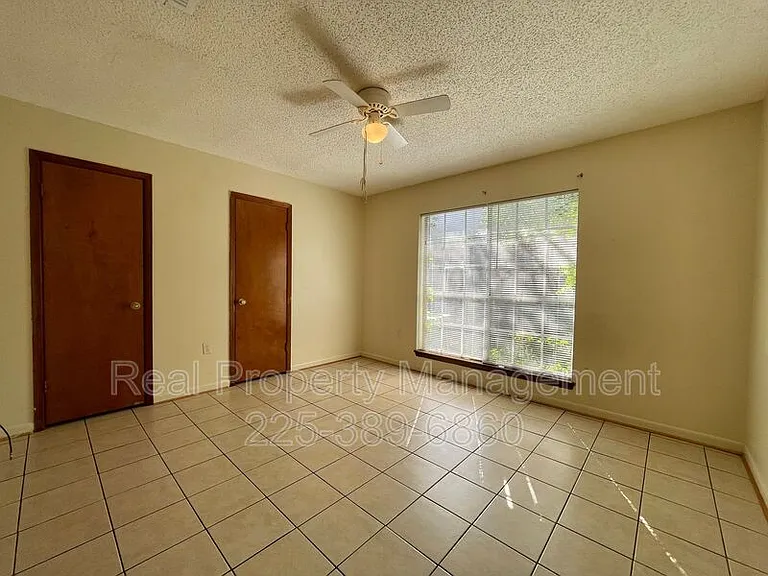 10642 Stanley Aubin Ln #C — Photo 7