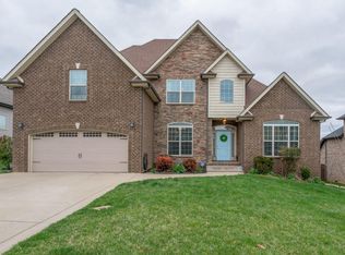 533 Larkspur Dr, Clarksville, TN 37043