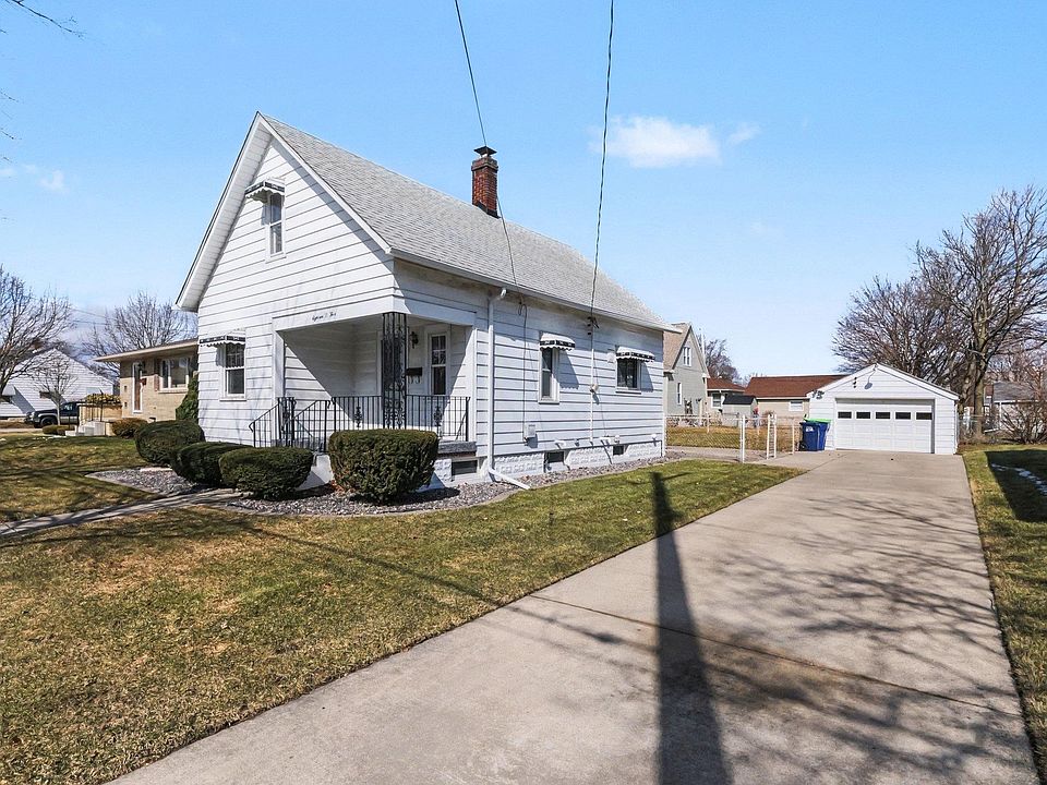 1st image of 1805 Fremont St