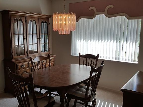 4th image of 8249 Danbury Ln