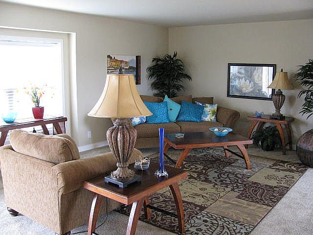 2nd image of 5466 Mathew Ave