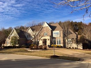 1149 Greystone Manor Pkwy, Chesterfield, MO 63005