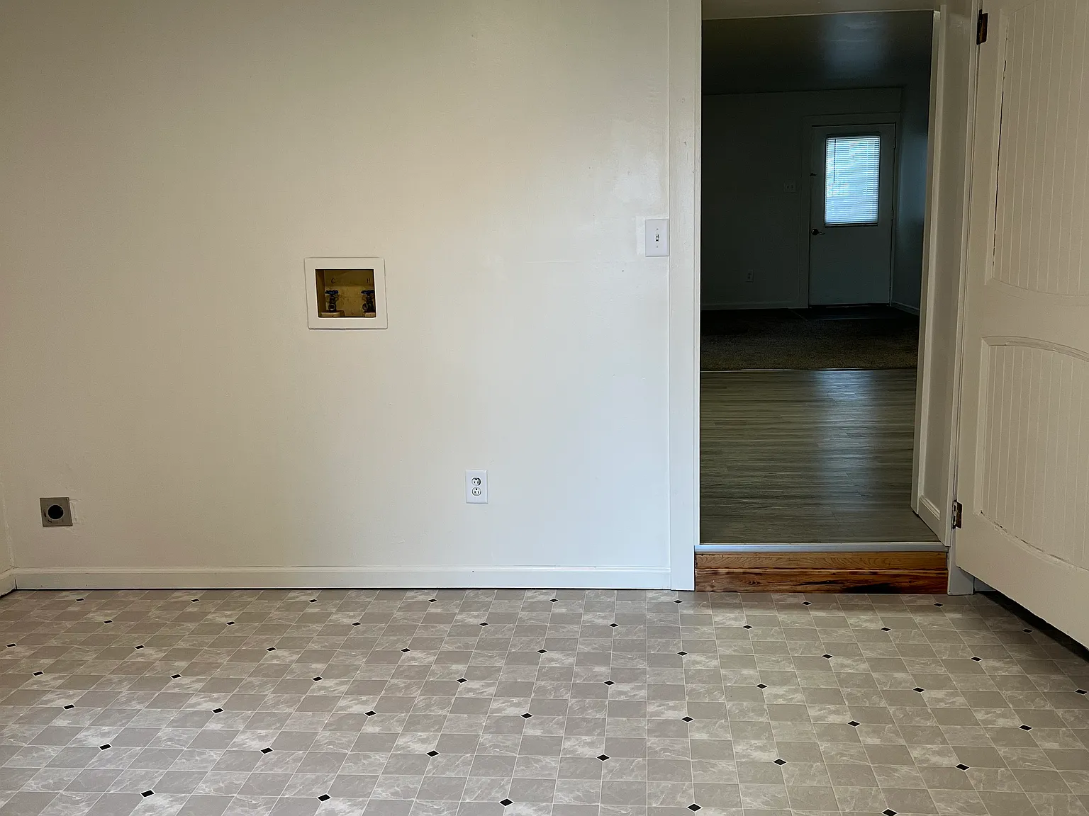 4 bed, $1,275 — Photo 3
