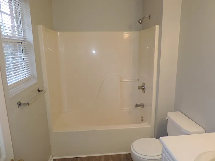 3881 Crest Dr — Photo 30
