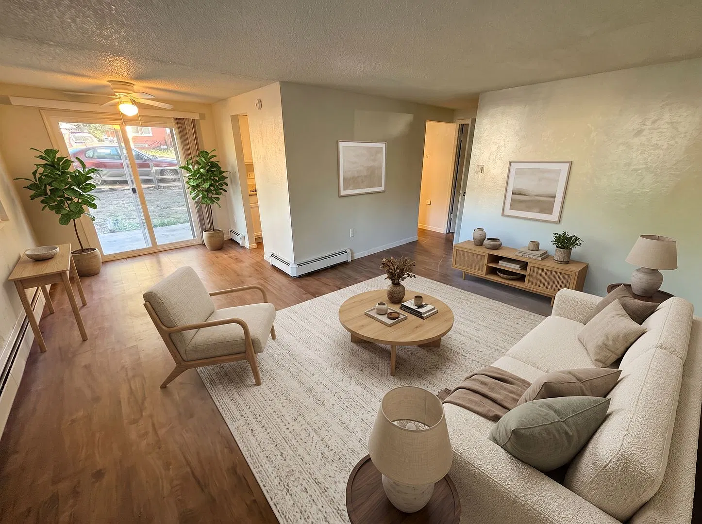 Fountain Creek Apartments - 1 Month Free - Cozy 1-Bedroom Creekside Apartment In Manitou Springs — Photo 3