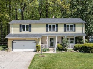 26122 Defoe Dr, North Olmsted, OH