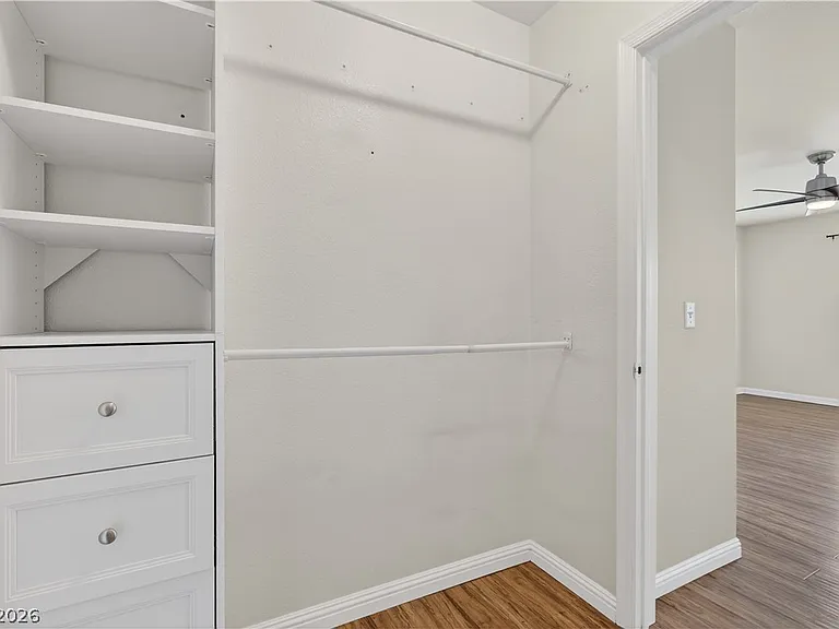 7926 Rosellen Ave — Photo 22