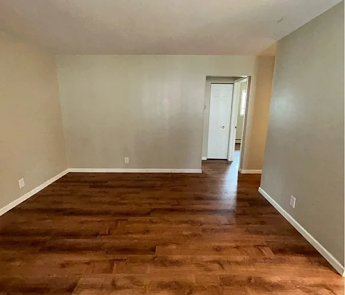 208 N Prospect Rd #2 — Photo 2
