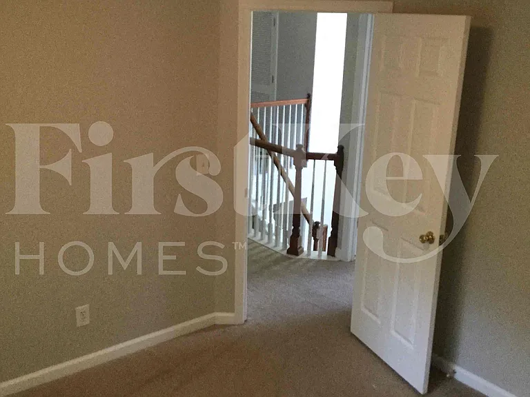 162 Olympic Dr — Photo 20